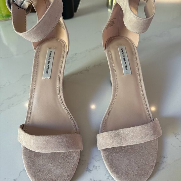 NWT Saks Fifth Avenue Suede Wedges, 8.5, light pink/nude - Picture 2 of 8